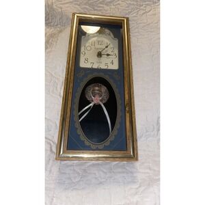 Ingraham USA Wooden Wall Clock w/Hat Inside, Bows, cottage core Frame VTG works!